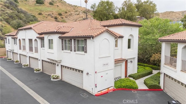 27951 Avalon Dr, Canyon Country, CA 91351 - photo 1