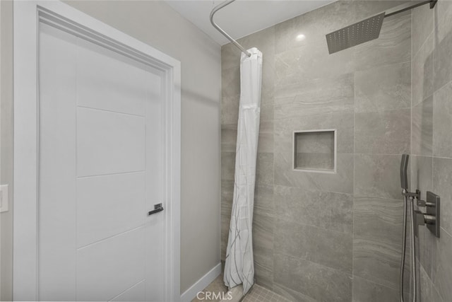 6820 Jellico Ave, Van Nuys, CA 91406 - full bath with tiled shower
