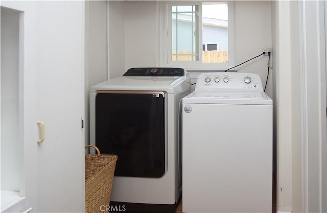 412 N Mallagh St, Nipomo, CA 93444 - laundry area featuring washing machine and clothes dryer