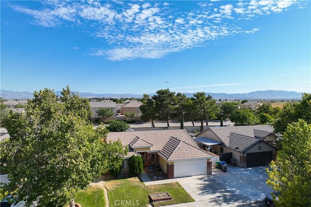 3038 Kaylyn St, Lancaster, CA 93535 - aerial view of property and surrounding area featuring a mountainous background