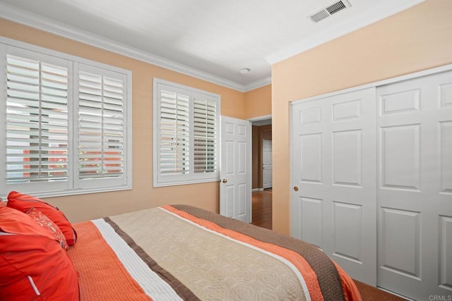 5191 Cobalt Way, Oceanside, CA 92057 - bedroom featuring ornamental molding and a closet