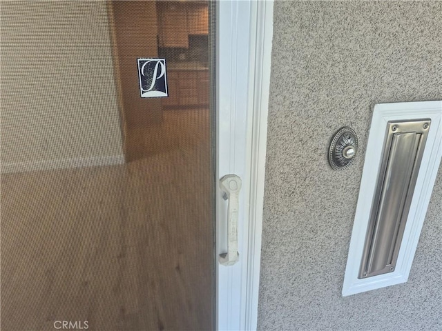 1501 Pelham Rd Unit 127J, Seal Beach, CA 90740 - detailed view of stucco siding