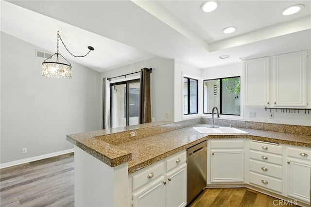 24571 Camden Ct, Laguna Niguel, CA 92677 - kitchen with dishwasher, a peninsula, light wood finished floors, white cabinets, and recessed lighting