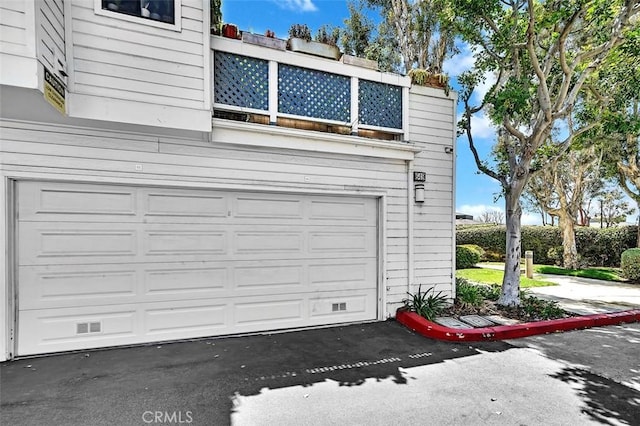 645 Springbrook, Irvine, CA 92614 - view of garage