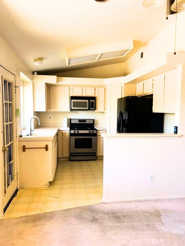 69736 Cypress Rd, Cathedral City, CA 92234 - photo 4
