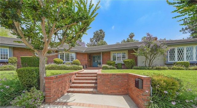 2082 Kaia Ln, Sierra Madre, CA 91024 - ranch-style home featuring a front yard