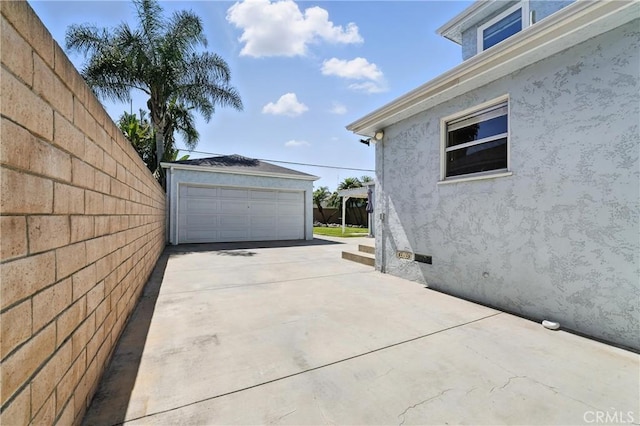 2275 Ximeno Ave, Long Beach, CA 90815 - view of detached garage