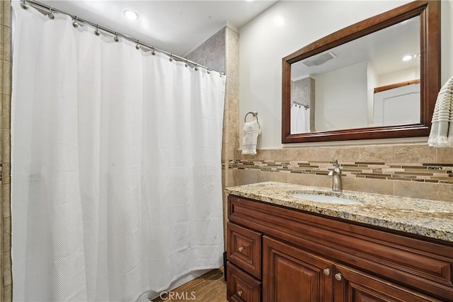 2275 Ximeno Ave, Long Beach, CA 90815 - bathroom featuring vanity and curtained shower