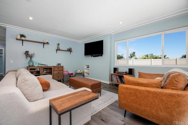 3985 Shenandoah Dr, Oceanside, CA 92056 - living area featuring wood finished floors, recessed lighting, and crown molding