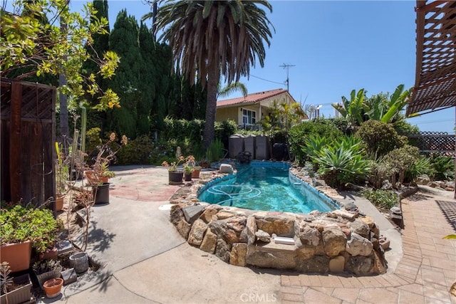 1878 Molino Ave N, Signal Hill, CA 90755 - view of pool with a patio