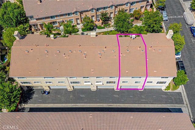 25748 Perlman Pl Unit B, Stevenson Ranch, CA 91381 - aerial view of property and surrounding area with property boundaries highlighted