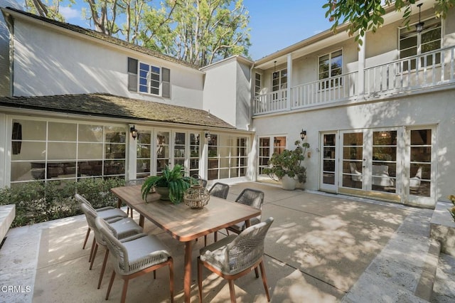 980 El Campo Dr, Pasadena, CA 91107 - view of patio featuring outdoor dining area
