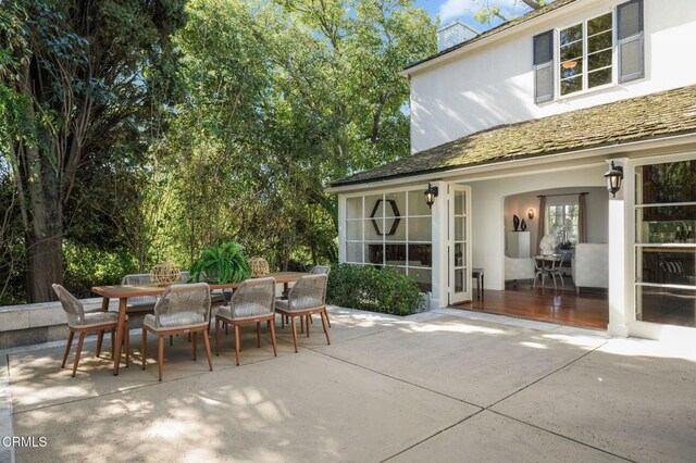 980 El Campo Dr, Pasadena, CA 91107 - view of patio / terrace featuring outdoor dining area