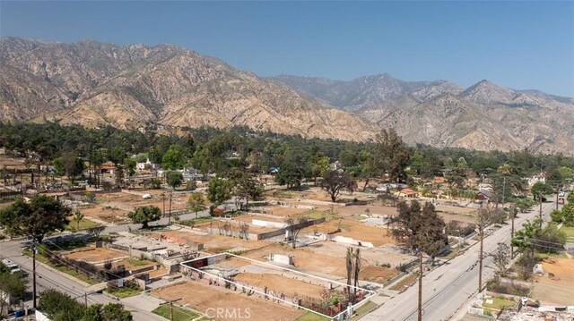 1085 E Mendocino St, Altadena, CA 91001