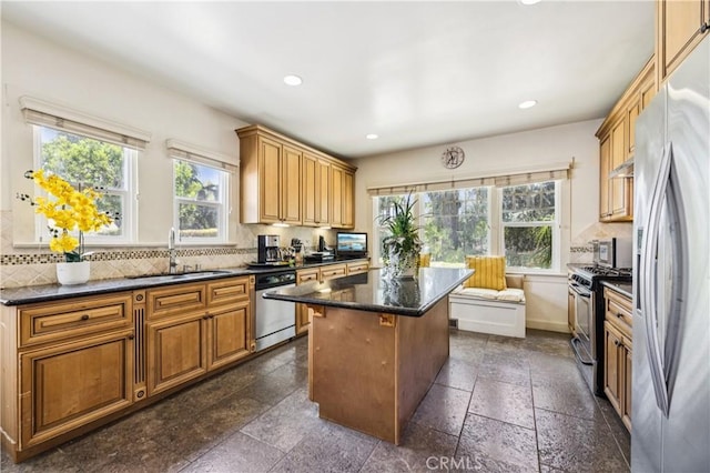 13621 Erwin St, Van Nuys, CA 91401 - photo 20