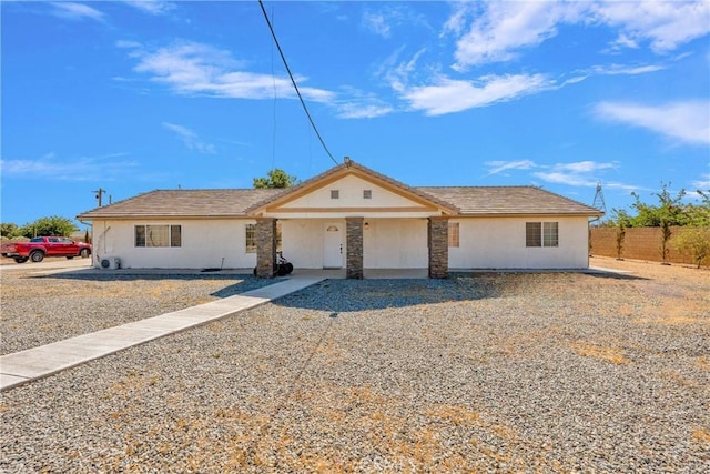 11727 Lamont Ct, Oak Hills, CA 92344 - photo 3