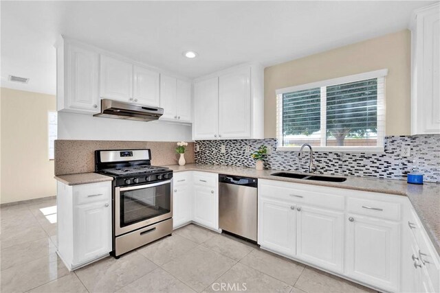 11727 Lamont Ct, Oak Hills, CA 92344 - photo 13