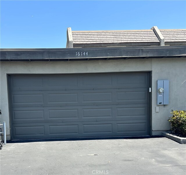 16144 Crystal Creek Ln, Cerritos, CA 90703 - garage featuring driveway