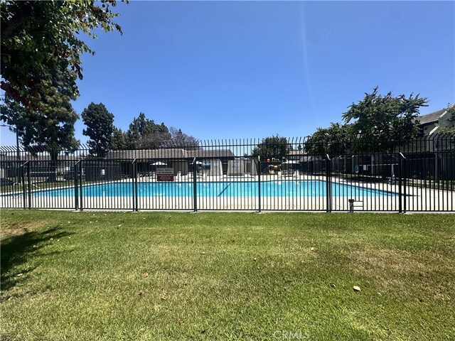 16144 Crystal Creek Ln, Cerritos, CA 90703 - view of community pool