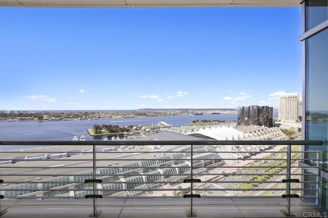 165 6th Ave Unit 2504, San Diego, CA 92101 - balcony with a water view