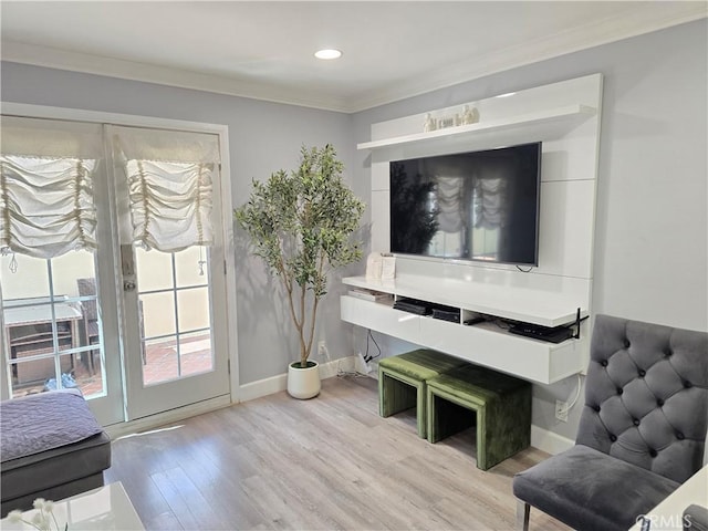 612 N Columbus Ave Unit 101, Glendale, CA 91203 - living area featuring wood finished floors, ornamental molding, and recessed lighting
