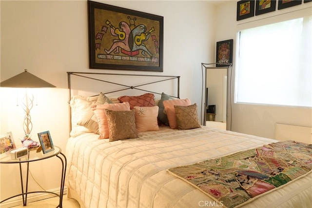8482 Via Sonoma Unit 18, La Jolla, CA 92037 - view of bedroom