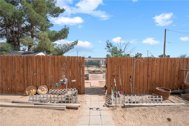 14551 Jelan Ave, Apple Valley, CA 92307 - view of yard