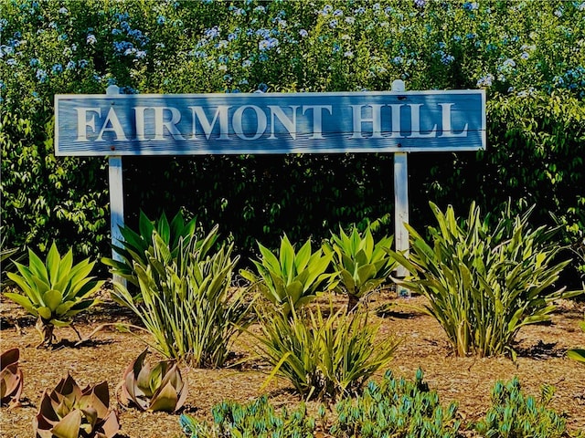 6443 Olive Branch Ln Unit 11, Yorba Linda, CA 92886 - view of community sign