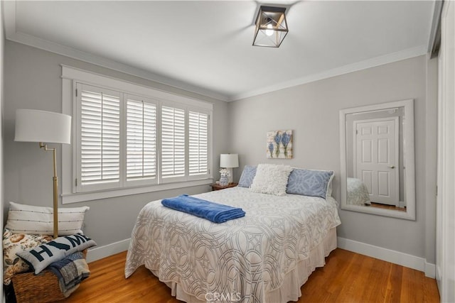 1050 Marvista Ave, Seal Beach, CA 90740 - bedroom with crown molding and wood finished floors