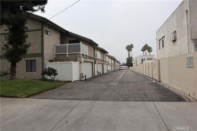 8341 De Soto Ave Unit 10, Canoga Park, CA 91304 - view of asphalt alley
