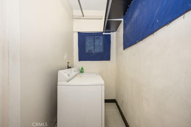 1085 N Arrowhead Ave, San Bernardino, CA 92410 - laundry area with washer / clothes dryer
