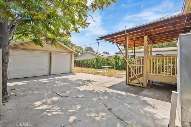 1085 N Arrowhead Ave, San Bernardino, CA 92410 - view of detached garage