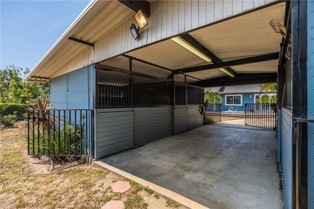 530 Bradbury Rd, Monrovia, CA 91016 - view of horse barn