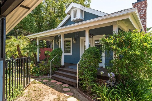 530 Bradbury Rd, Monrovia, CA 91016 - entrance to property with covered porch