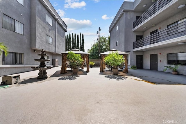 4706 Sepulveda Blvd, Sherman Oaks, CA 91403 - surrounding community featuring a gazebo and a patio area