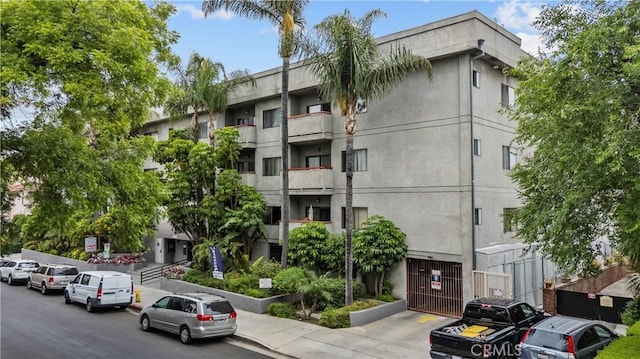 4706 Sepulveda Blvd, Sherman Oaks, CA 91403 - view of building exterior
