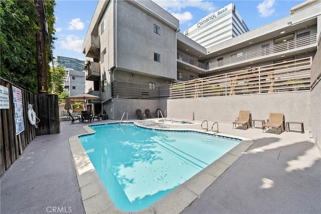 4706 Sepulveda Blvd, Sherman Oaks, CA 91403 - community pool featuring a patio area