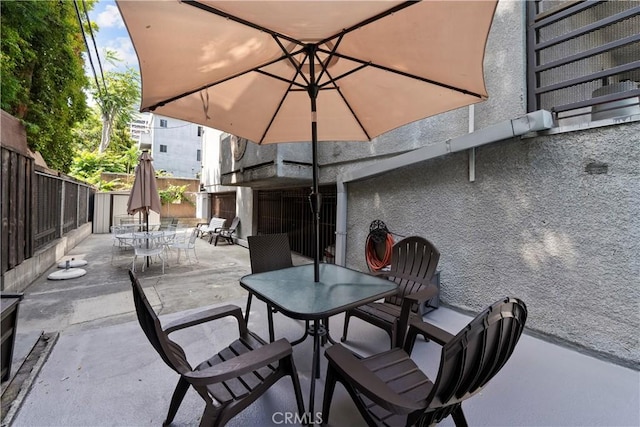 4706 Sepulveda Blvd, Sherman Oaks, CA 91403 - view of patio / terrace featuring outdoor dining area