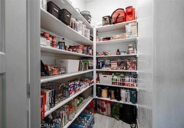 825 Spring St W, Madera, CA 93636 - view of pantry