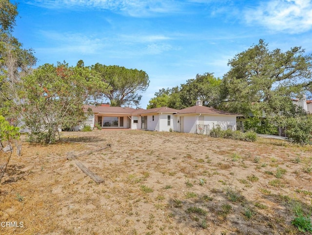 3914 Alta Vista Dr, La Canada Flintridge, CA 91011 - view of front of property with a chimney