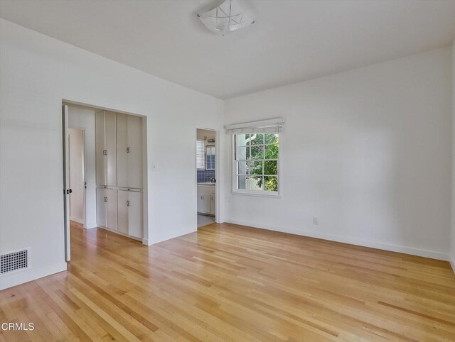 3914 Alta Vista Dr, La Canada Flintridge, CA 91011 - unfurnished room with light wood-style flooring and baseboards