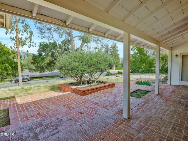3914 Alta Vista Dr, La Canada Flintridge, CA 91011 - view of patio