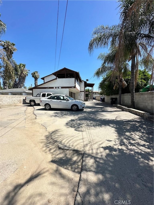 663 W 14th St, San Bernardino, CA 92405 - view of concrete driveway