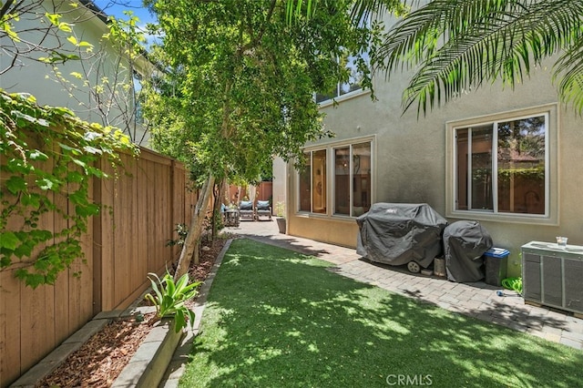 10 Cumberland Ln, Aliso Viejo, CA 92656 - fenced backyard with a patio area