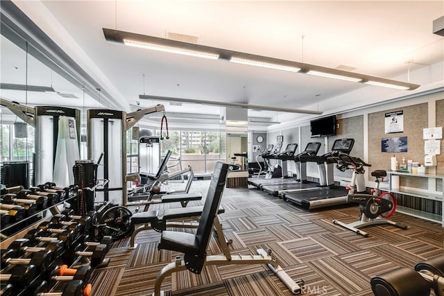 10490 Wilshire Blvd Unit 2704, Los Angeles, CA 90024 - workout area featuring carpet flooring