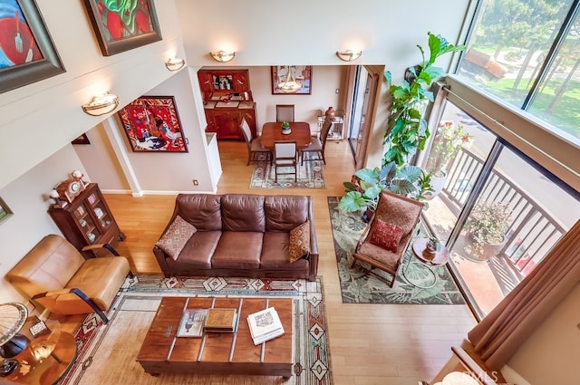2015 E Broadway Unit 402, Long Beach, CA 90803 - living area featuring wood finished floors and baseboards