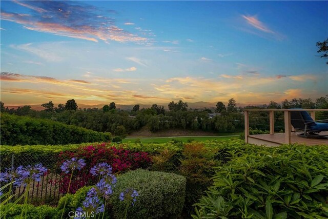 1525 Ramona Dr, Camarillo, CA 93010 - view of yard with a deck