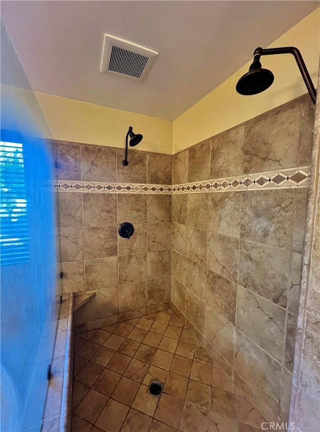 44293 Copper Creek Way, Coarsegold, CA 93614 - bathroom featuring a tile shower