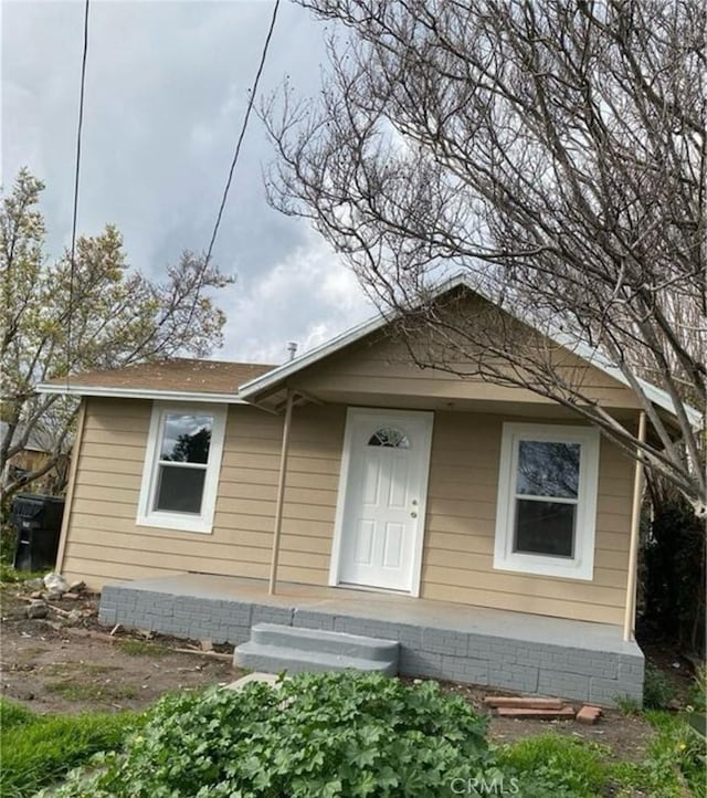 1220 W 7th St, San Bernardino, CA 92411 - bungalow-style house with covered porch