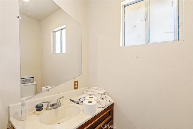 422 Zenon Way, Arroyo Grande, CA 93420 - bathroom featuring vanity and toilet